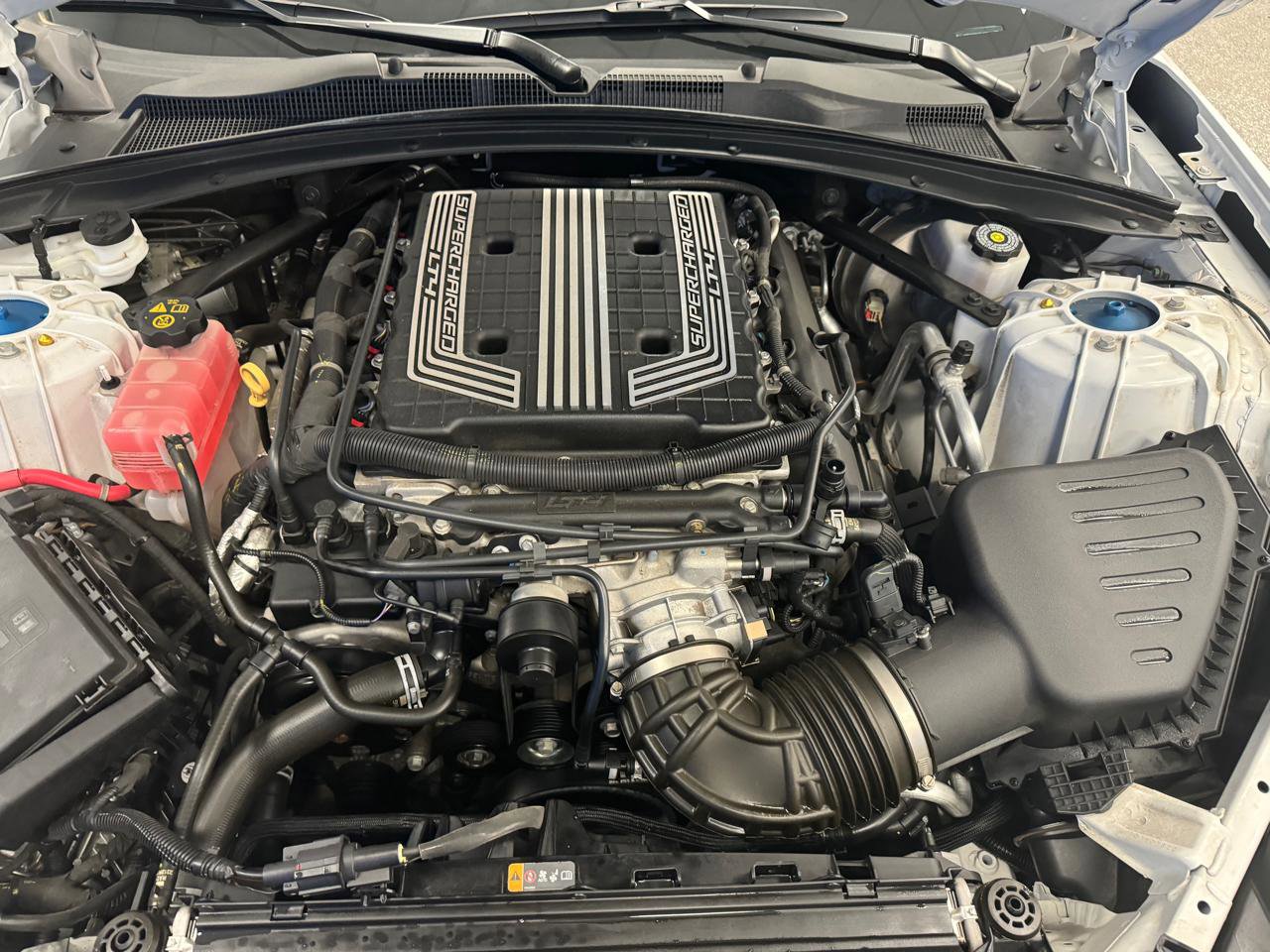 Used 2019 Chevrolet Camaro ZL1 RWD image 23