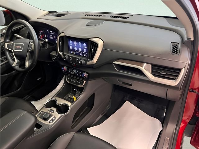 Used 2023 GMC Terrain Denali w/ Denali Premium Package AWD/4WD image 15