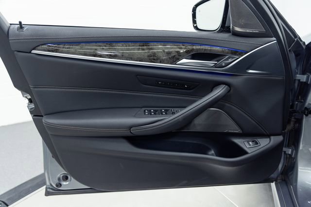 Certified 2023 BMW M550i xDrive w/ Executive Package image 11