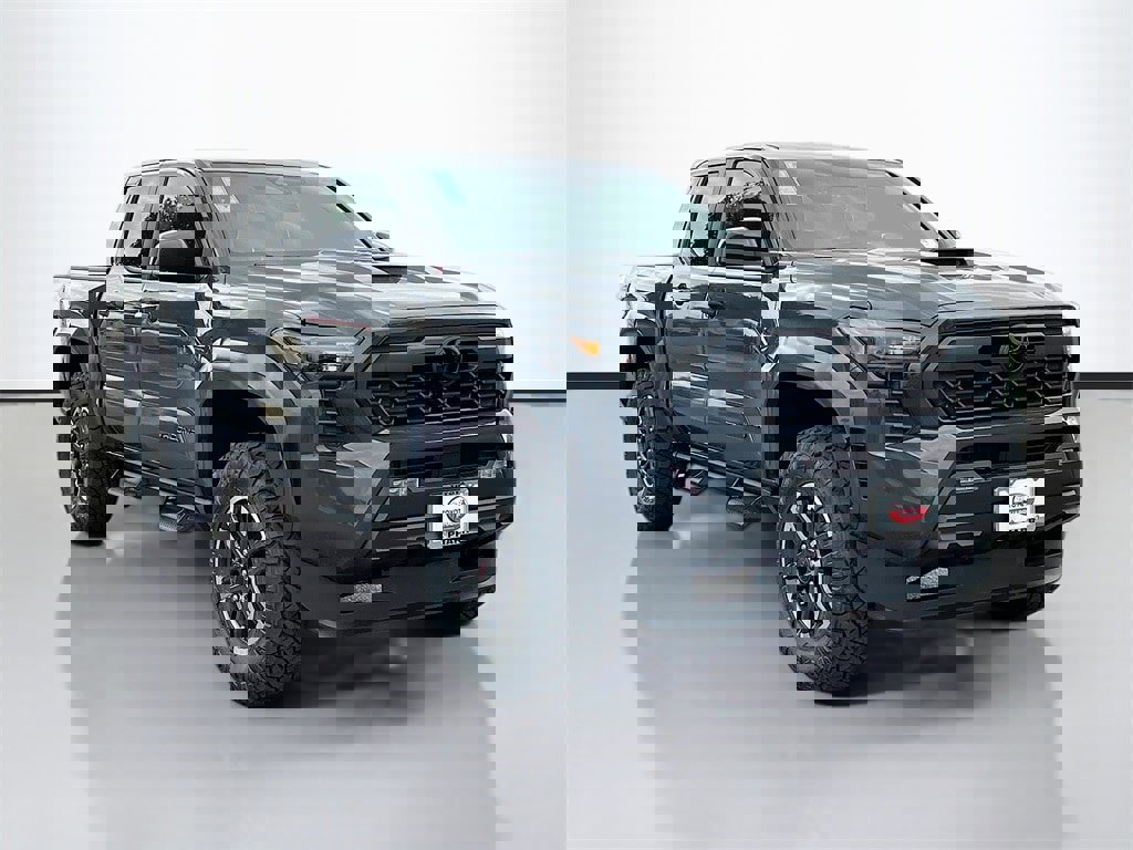 New 2025 Toyota Tacoma TRD Sport image 3