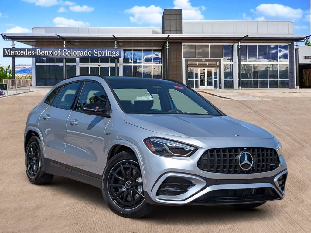 New 2026 Mercedes-Benz GLA 35 AMG 4MATIC image 1