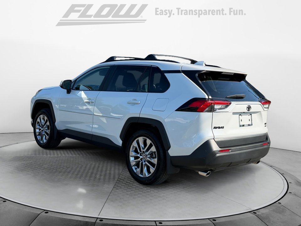 Used 2025 Toyota RAV4 XLE Premium w/ Weather Package AWD/4WD image 6