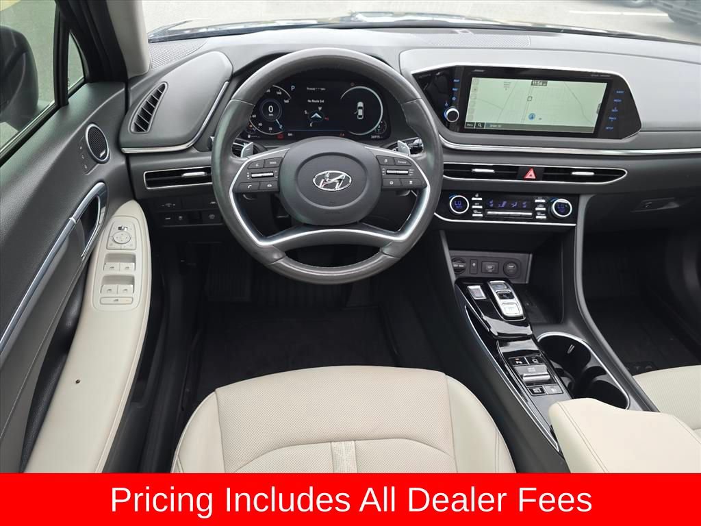 Certified 2023 Hyundai Sonata Limited w/ Preferred Accessory Package FWD image 11