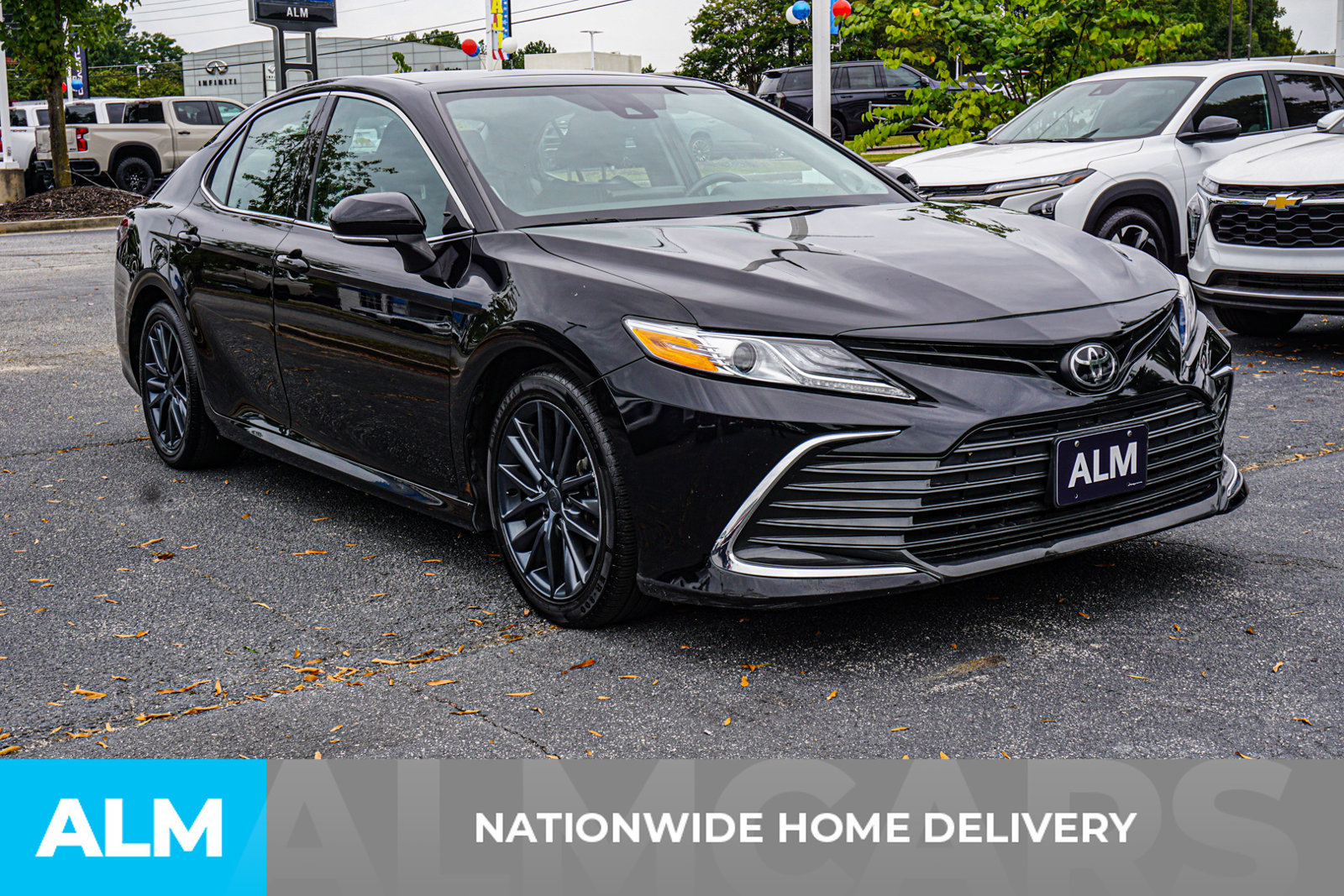 Used 2023 Toyota Camry XLE w/ Navigation Package FWD image 5