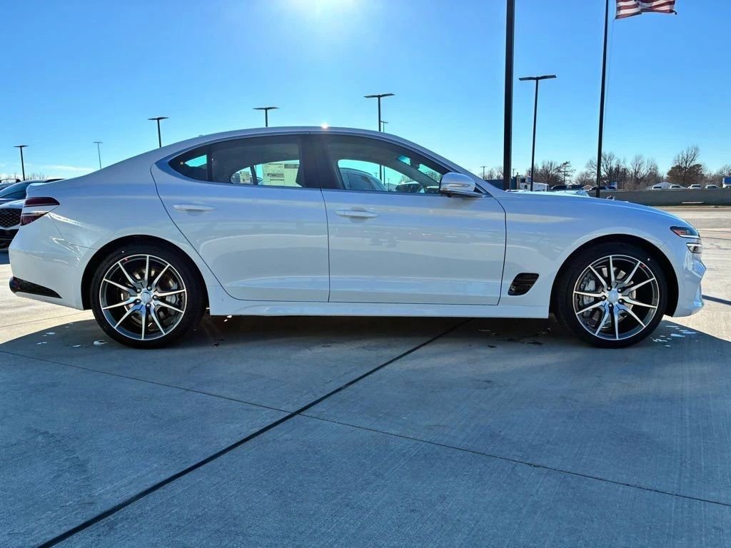 Used 2026 Genesis G70 2.5T Prestige RWD image 3