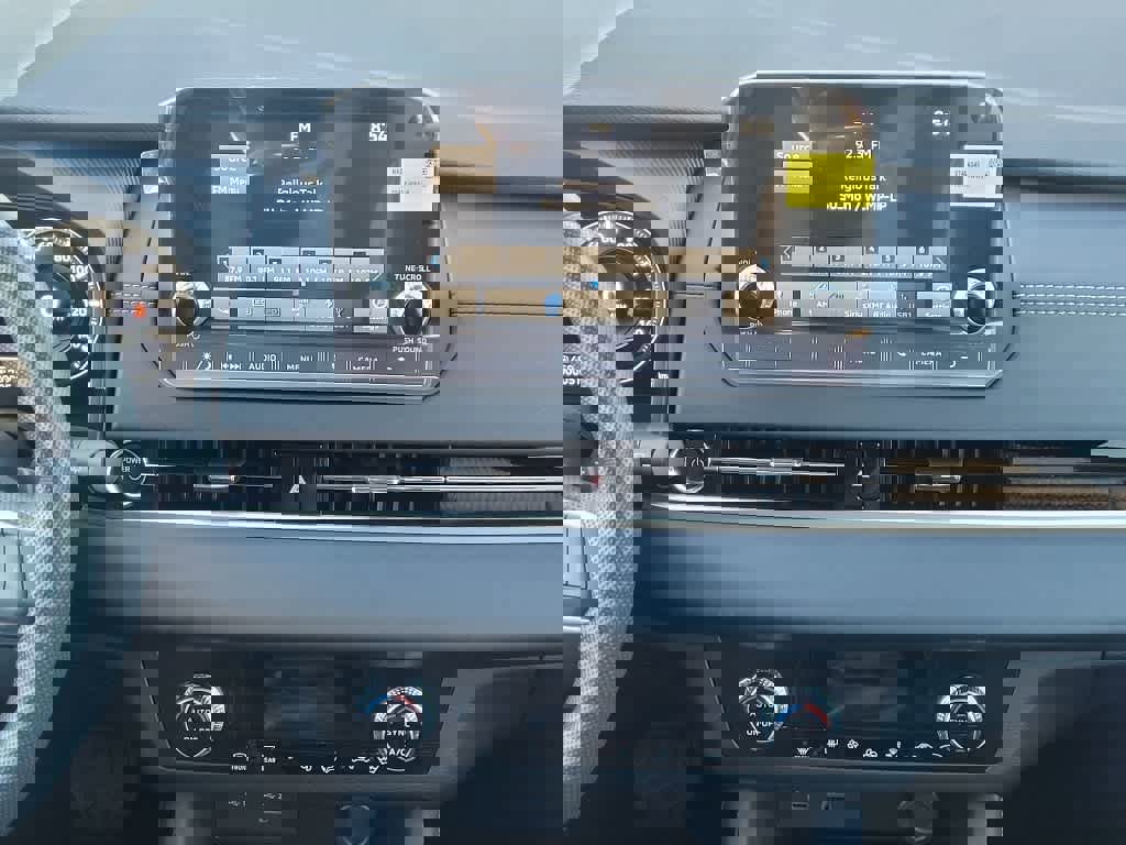 New 2024 Mitsubishi Outlander ES image 7