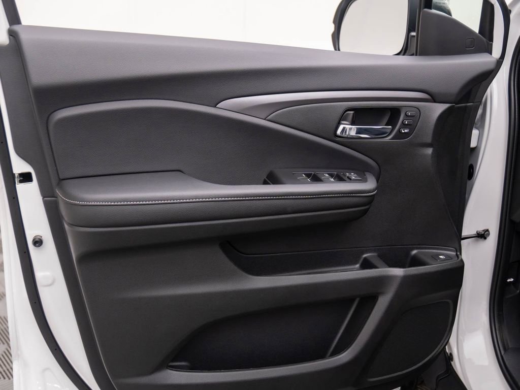 New 2026 Honda Ridgeline RTL image 14