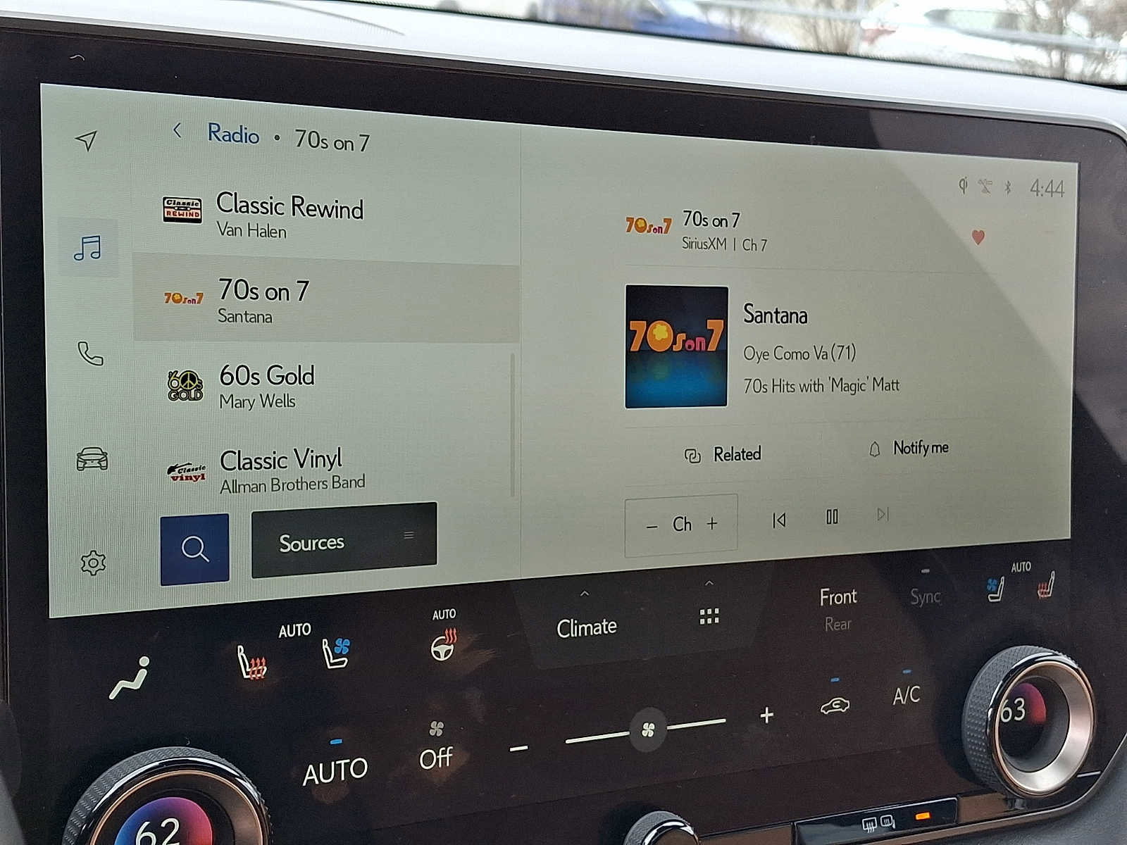 Used 2024 Lexus RX 350 Premium w/ Accessory Package (Z1) image 15