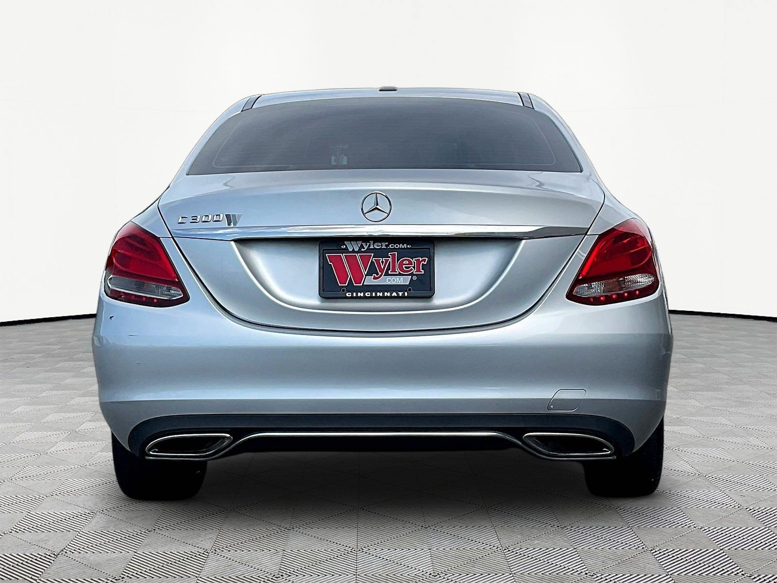 Used 2016 Mercedes-Benz C 300 Sedan image 5