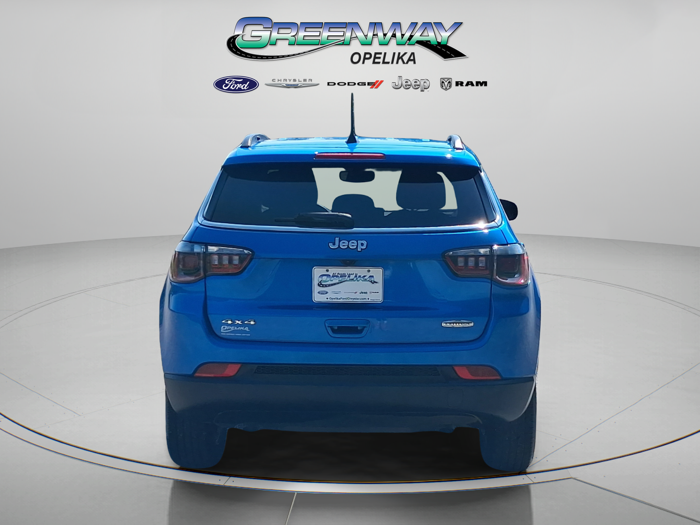 Used 2024 Jeep Compass Latitude AWD/4WD image 6
