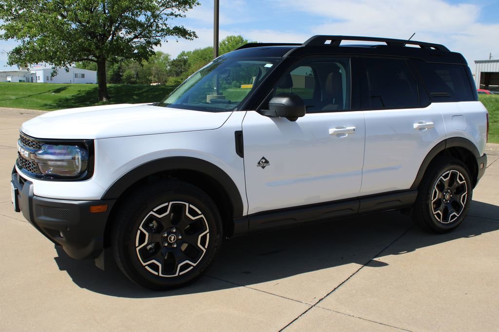Used 2025 Ford Bronco Sport Outer Banks w/ Outer Banks Tech Package+ AWD/4WD image 19