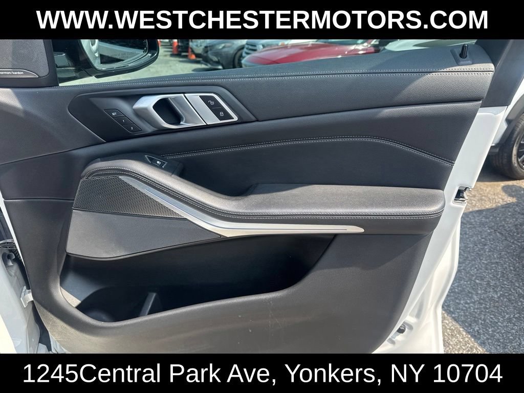Used 2020 BMW X5 M50i w/ Premium Enhanced Package AWD/4WD image 14