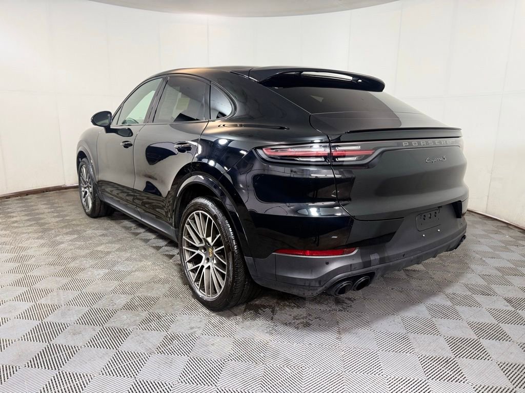 Used 2023 Porsche Cayenne S Platinum w/ Premium Package Plus image 4