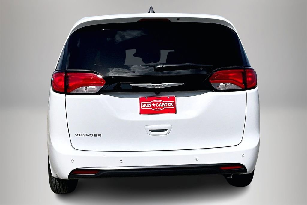 New 2025 Chrysler Voyager LX FWD image 3