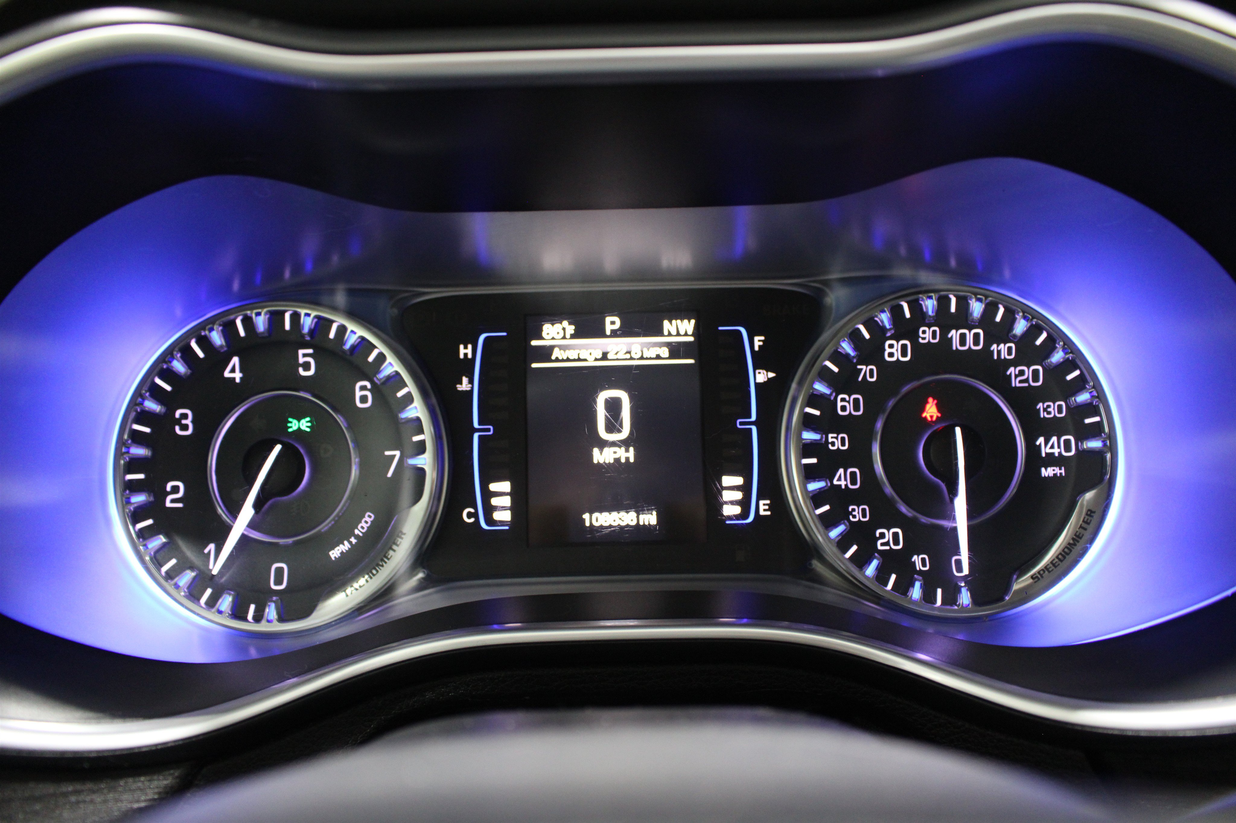 Used 2015 Chrysler 200 Limited FWD image 13