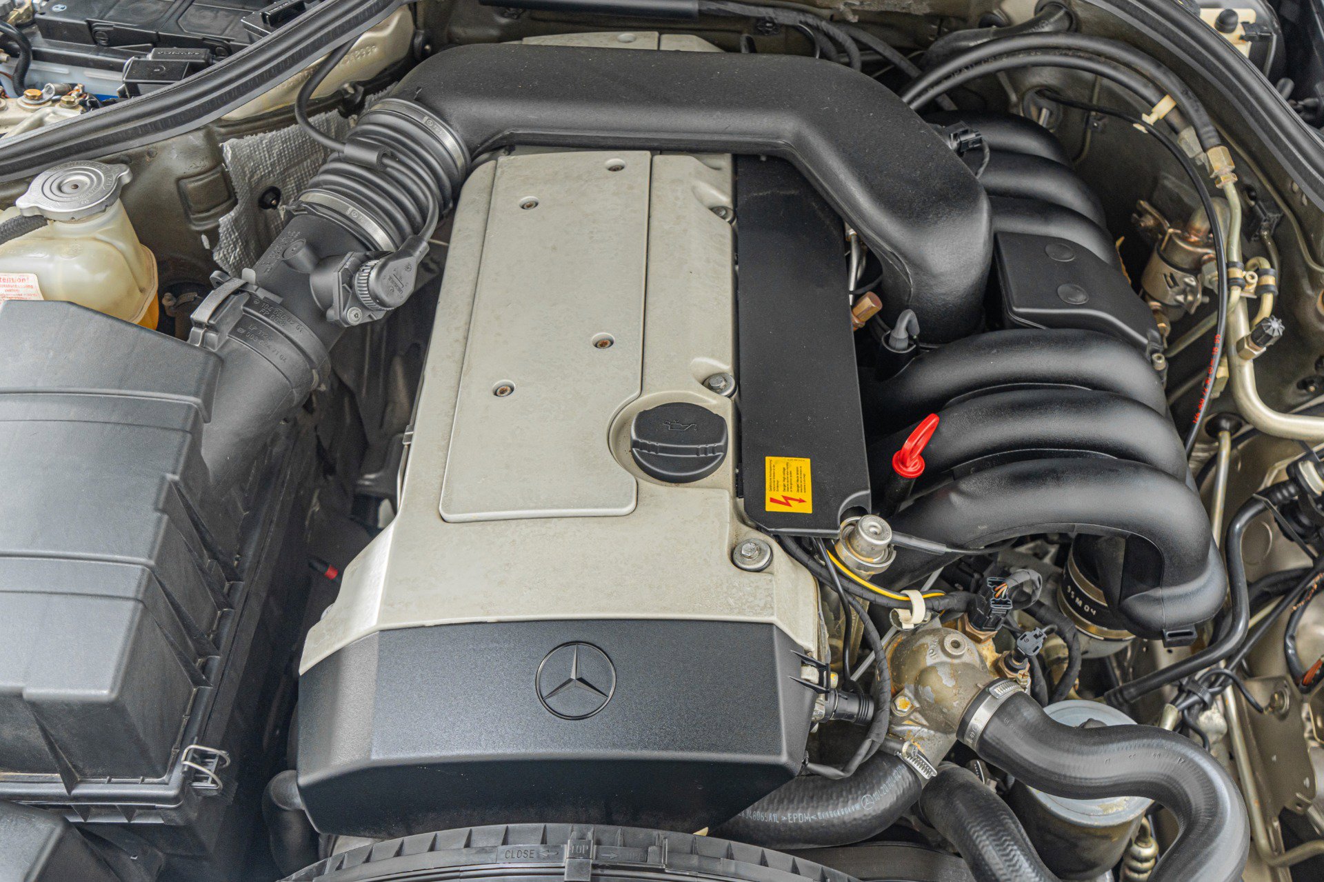 Used 1995 Mercedes-Benz E 320 Convertible image 12