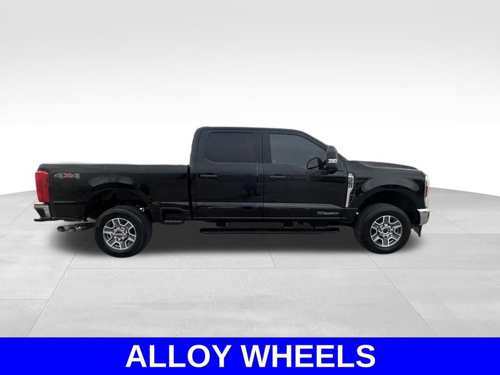 Used 2025 Ford F250 XLT image 3