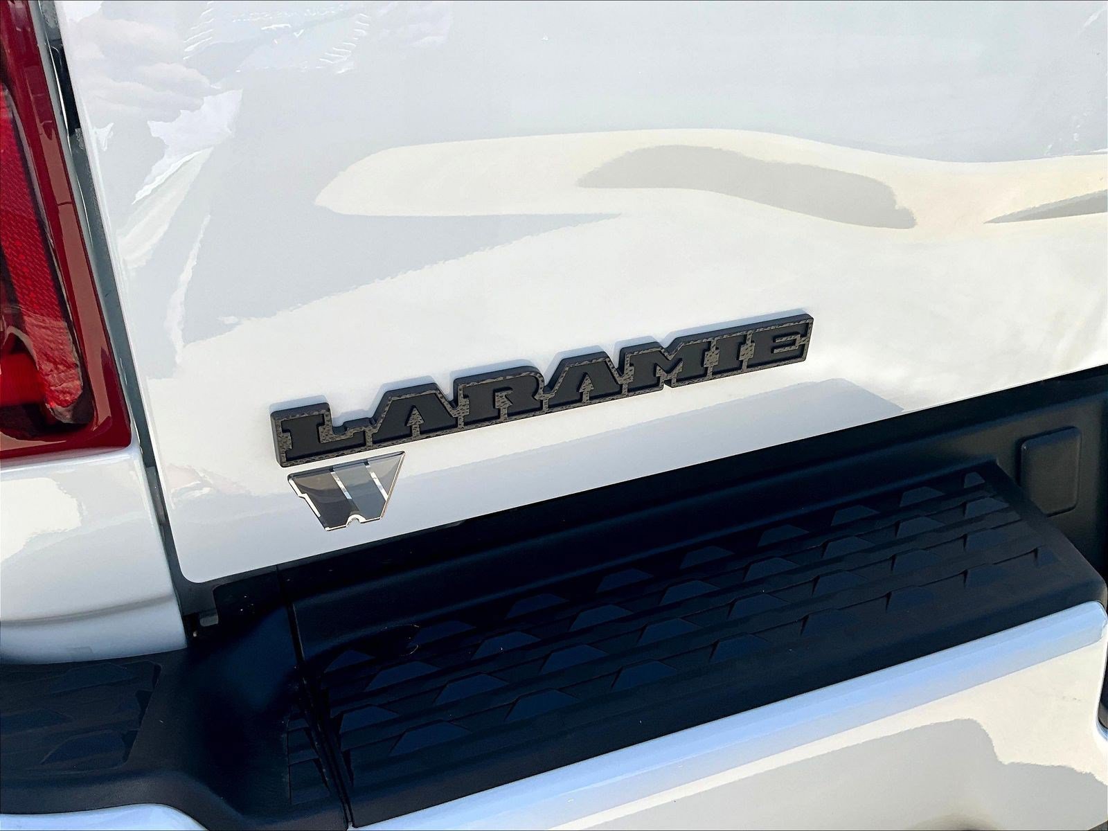 New 2027 RAM 3500 Laramie AWD/4WD image 5