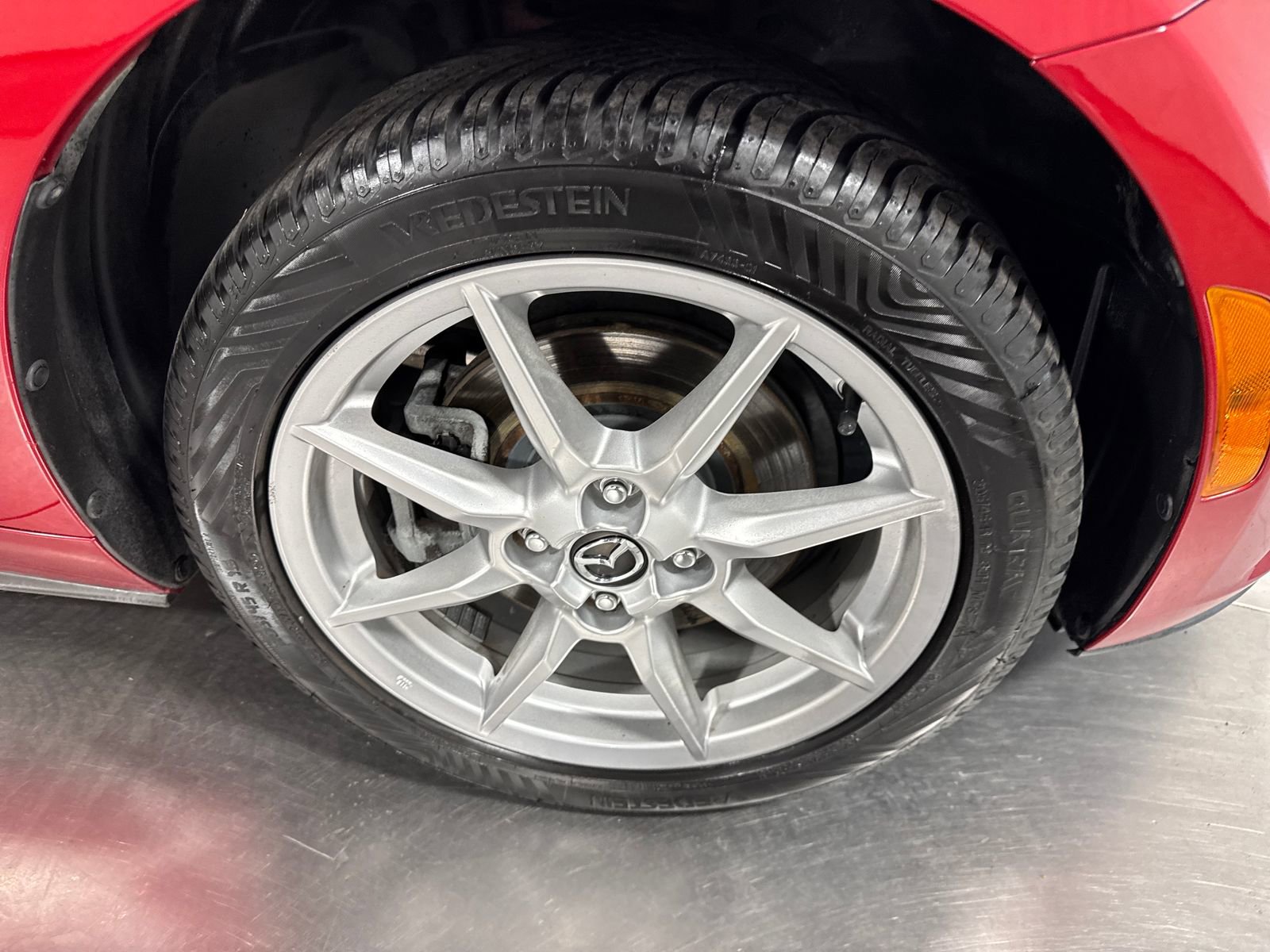 Used 2017 MAZDA MX-5 Miata Sport RWD image 8
