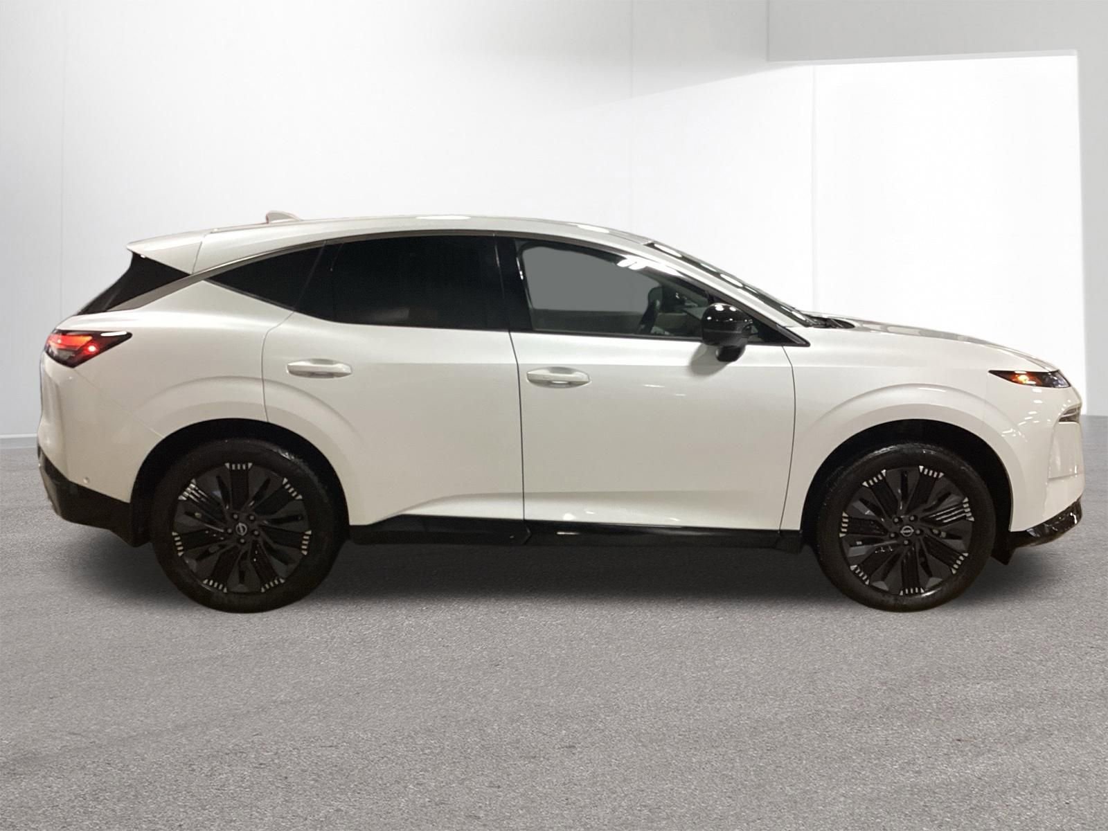 Used 2025 Nissan Murano Platinum w/ Cargo Package AWD/4WD image 6