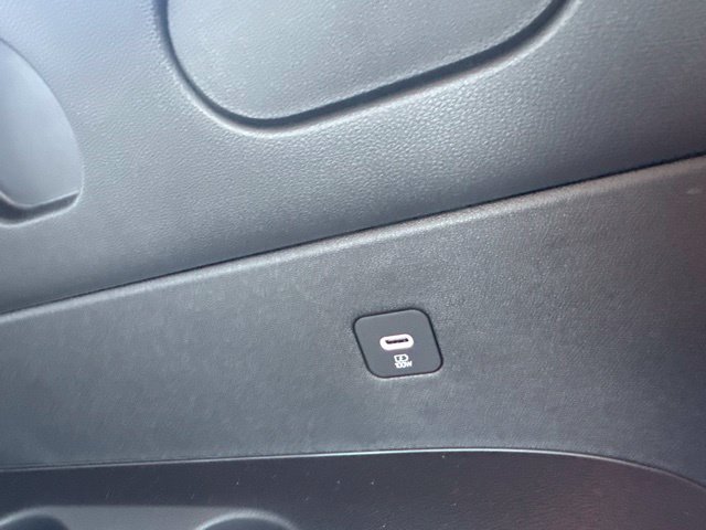 Used 2026 Hyundai Palisade SEL FWD image 13