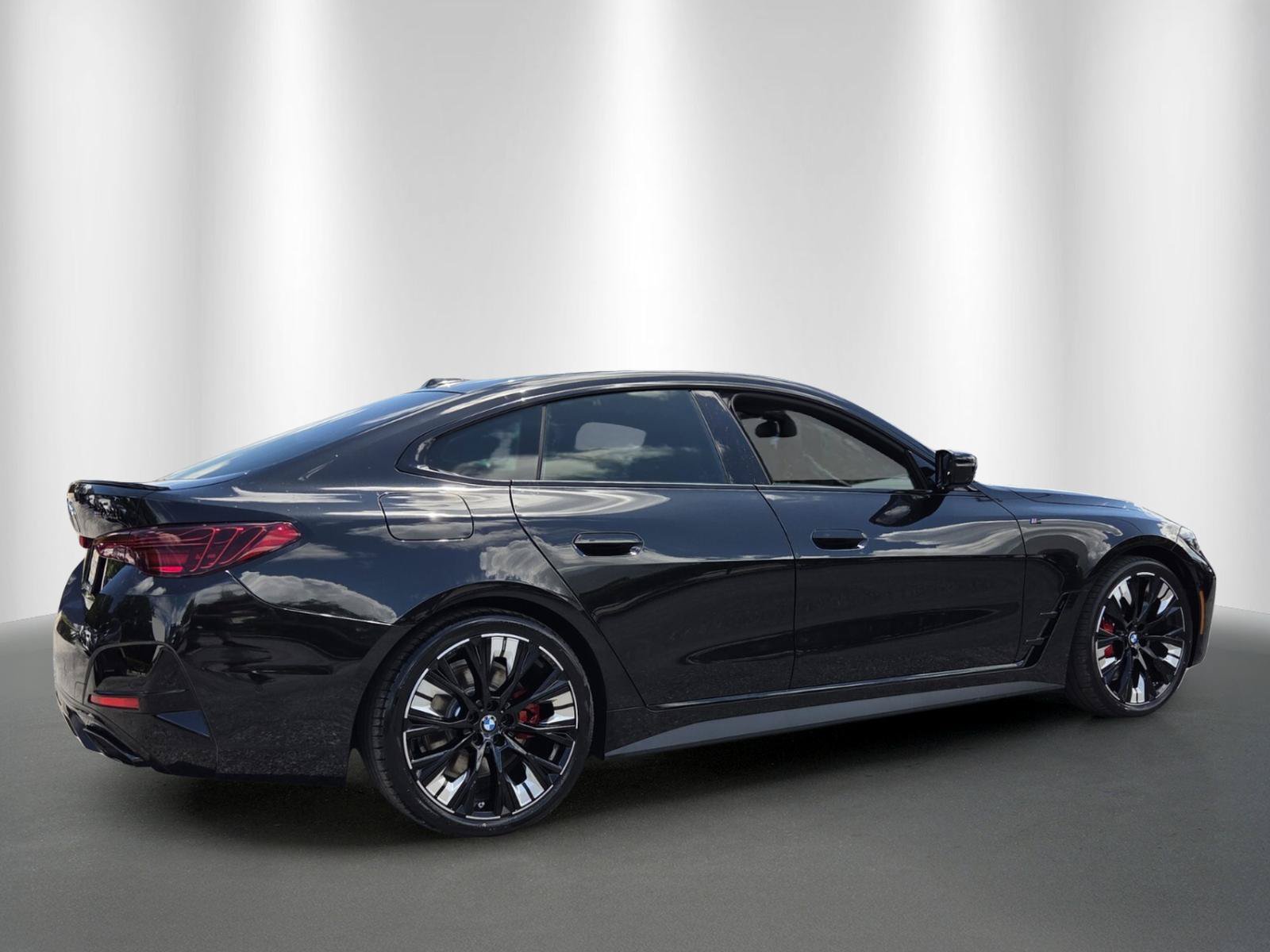 New 2026 BMW M440i w/ Premium Package RWD image 7