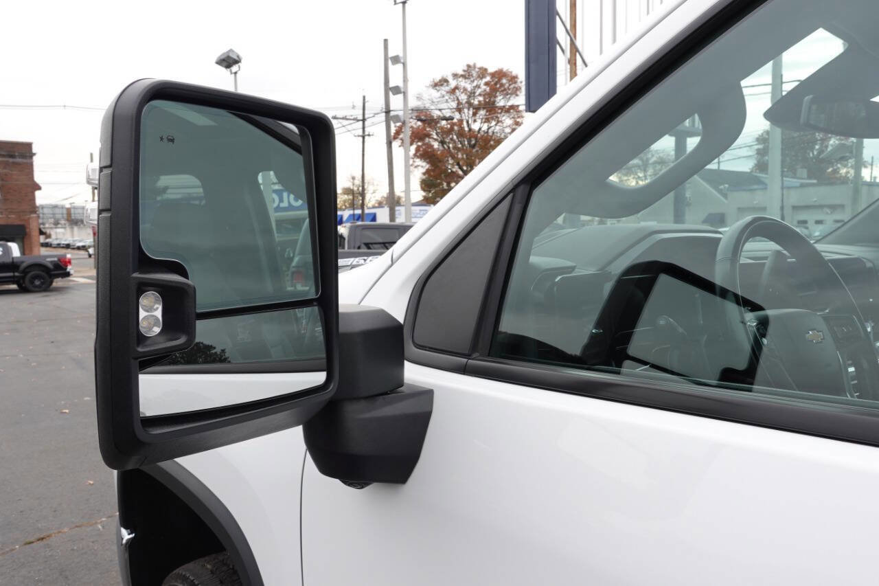 Used 2024 Chevrolet Silverado 2500 LT w/ All Star Edition image 15