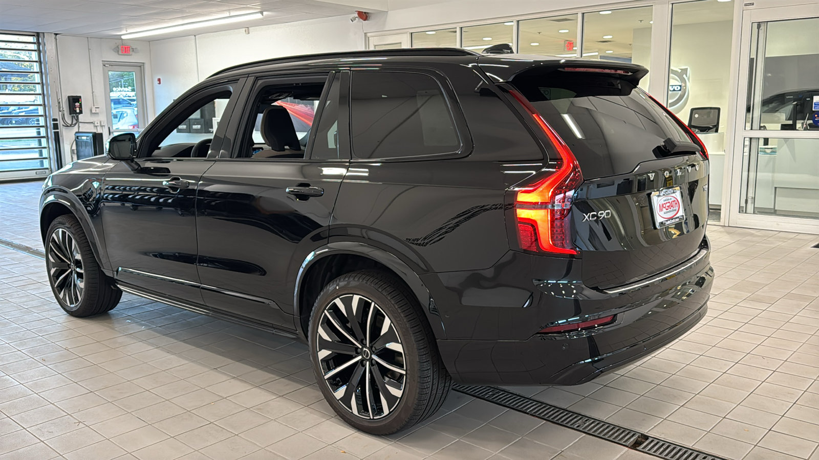 New 2027 Volvo XC90 T8 Ultra AWD/4WD image 7