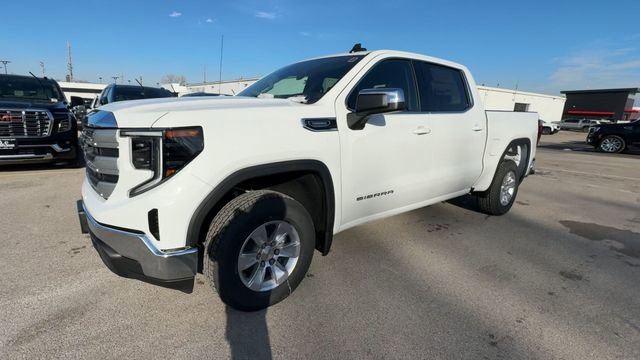 New 2026 GMC Sierra 1500 SLE image 4