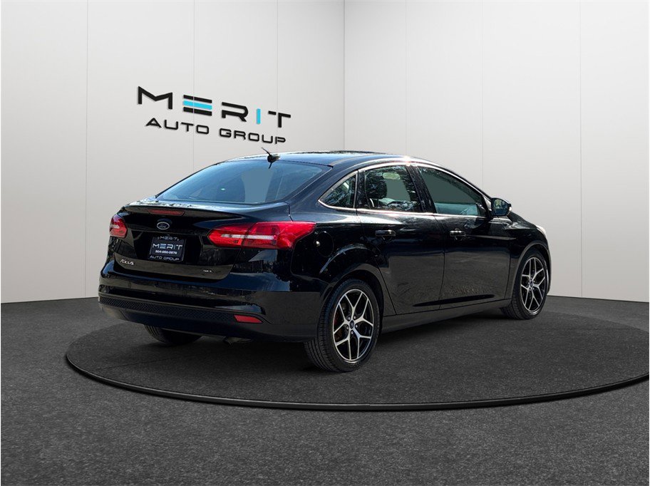 Used 2018 Ford Focus SEL FWD image 9