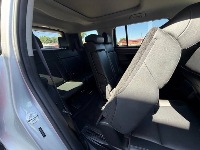 Used 2025 Hyundai Santa Fe Limited AWD/4WD image 21