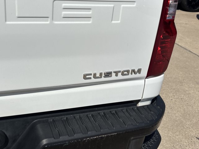 Used 2024 Chevrolet Silverado 2500 Custom w/ Custom Value Package AWD/4WD image 5