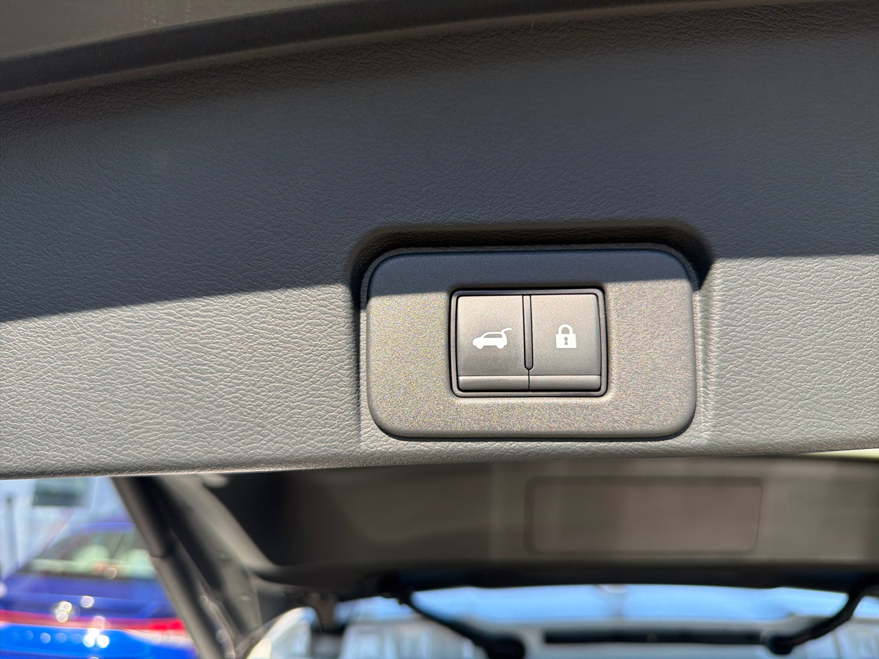 Used 2024 Nissan Rogue Platinum w/ Platinum Premium Package image 12