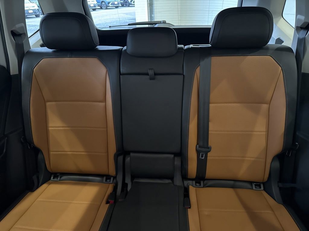 Used 2018 Volkswagen Tiguan SE image 15