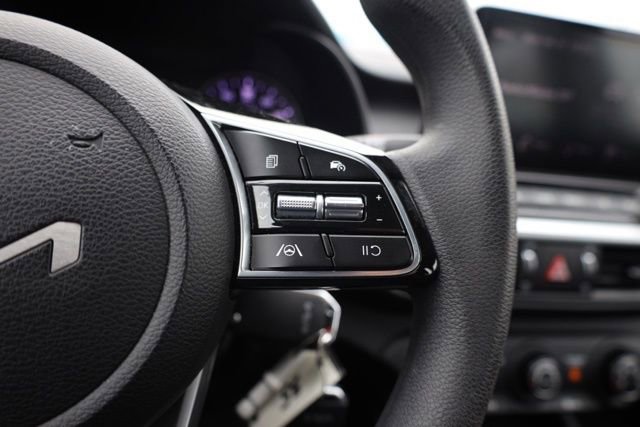 Used 2023 Kia Forte LXS w/ LXS Technology Package image 26