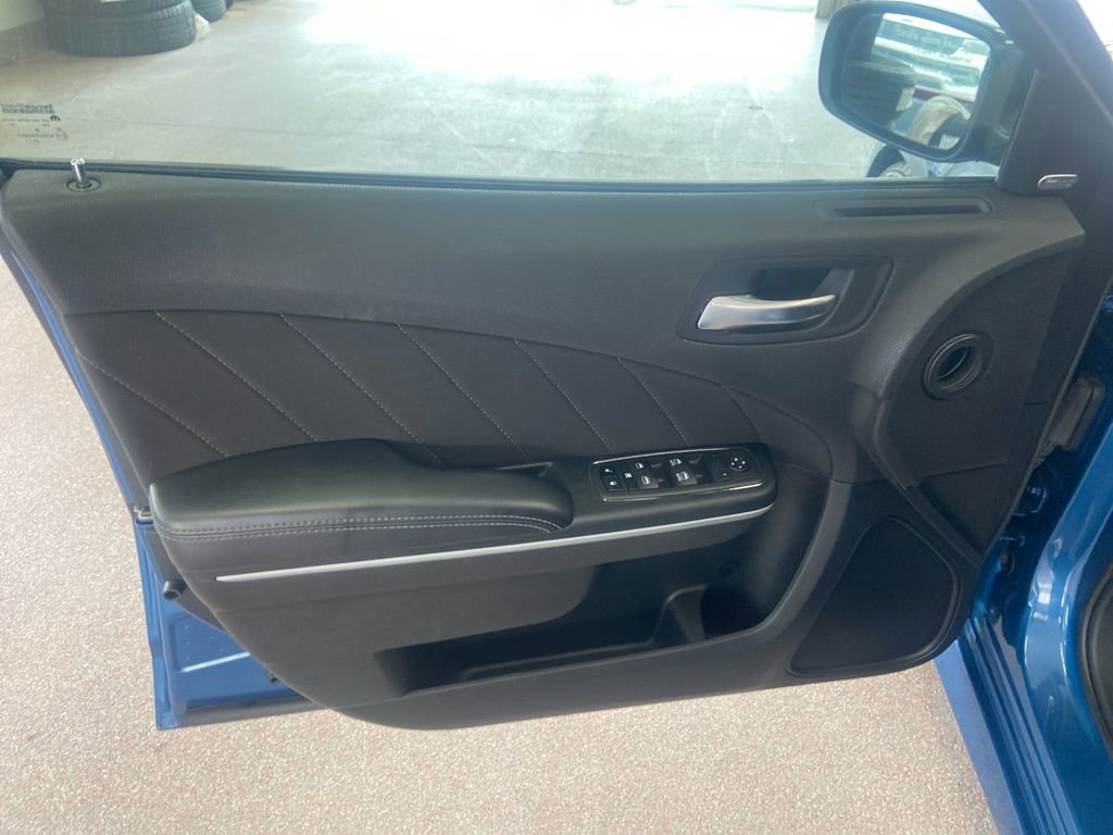 Certified 2022 Dodge Charger R/T image 8