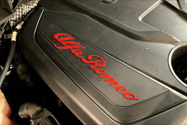 Used 2022 Alfa Romeo Stelvio Veloce image 31