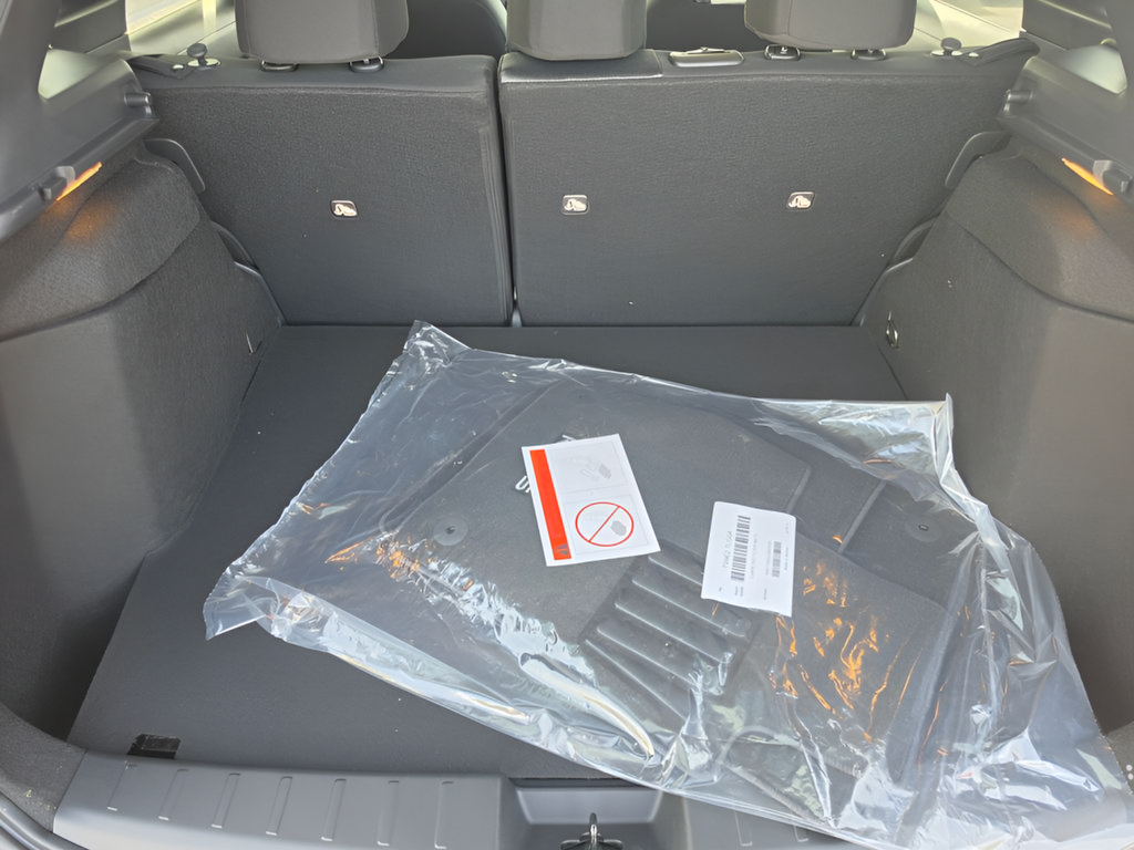 New 2026 Nissan Kicks SV w/ Cold Weather Package AWD/4WD image 30