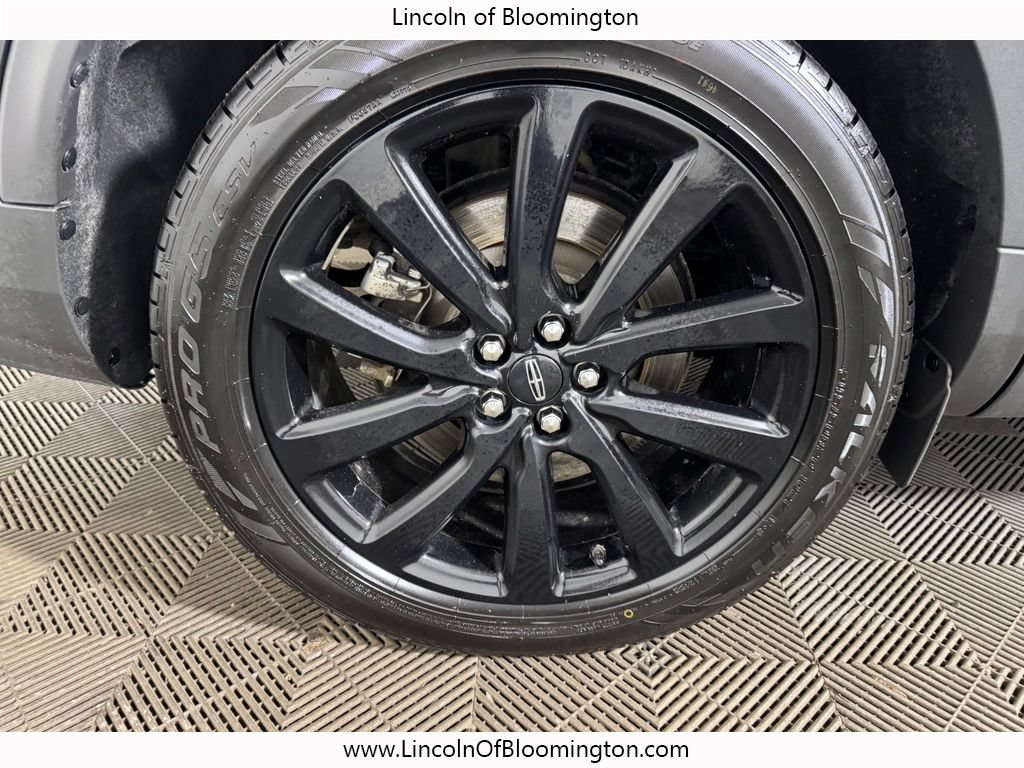 Used 2022 Lincoln Nautilus Reserve AWD/4WD image 26