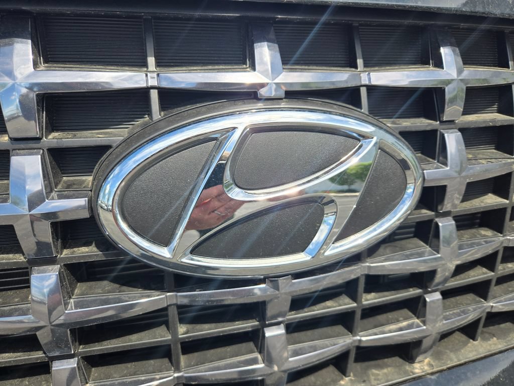 New 2026 Hyundai Venue SEL FWD image 17
