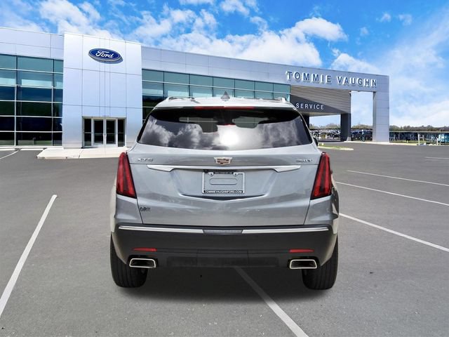 Used 2025 Cadillac XT5 Luxury FWD image 3