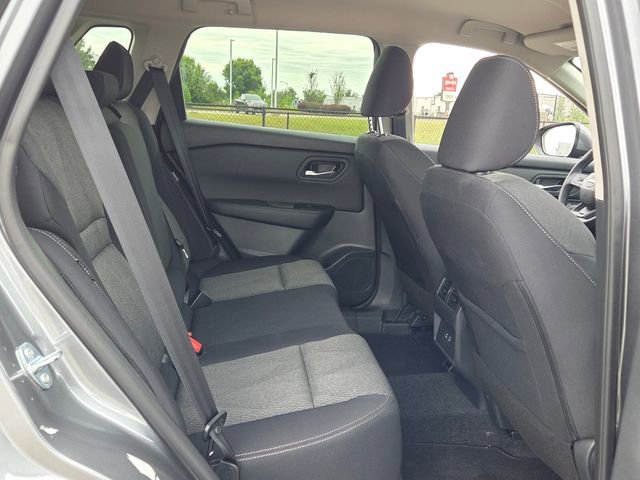 Used 2026 Nissan Rogue SV FWD image 15