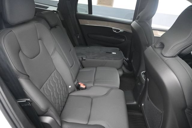 Used 2026 Volvo XC90 T8 Plus w/ Protection Package Premier AWD/4WD image 28