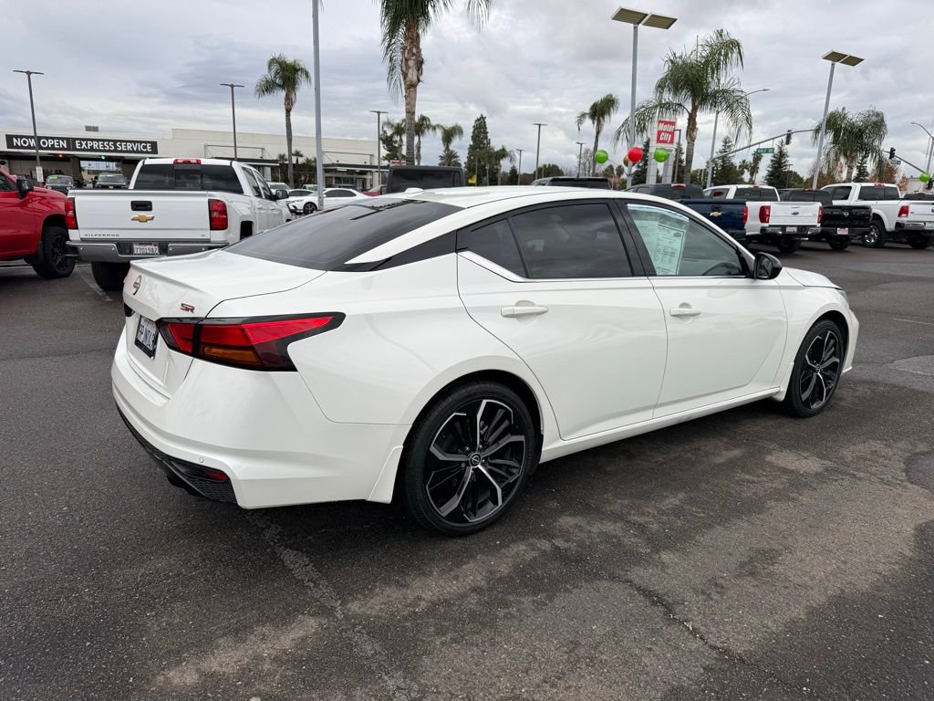 Used 2024 Nissan Altima 2.5 SR image 6