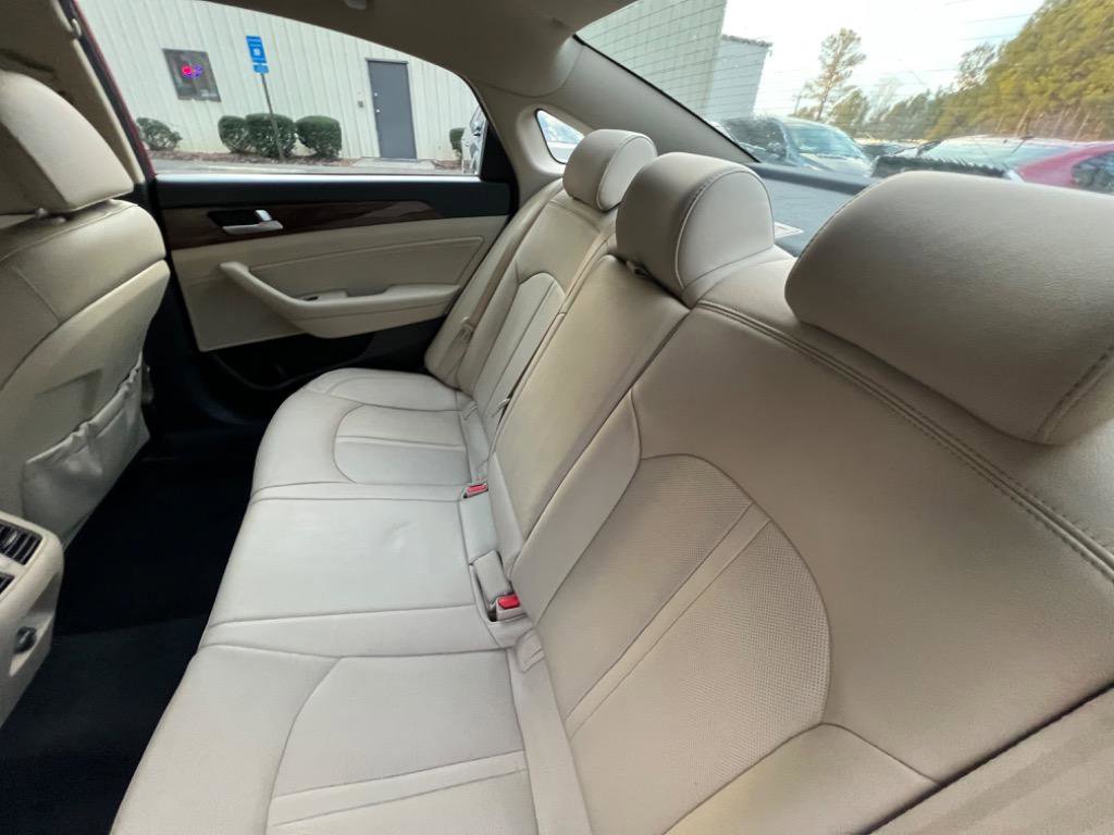 Used 2017 Hyundai Sonata Limited image 14