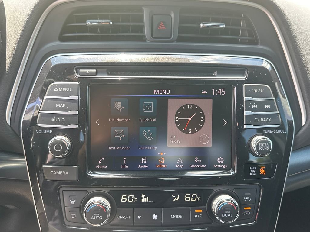 Used 2023 Nissan Maxima SR w/ Sport Mat Group FWD image 17