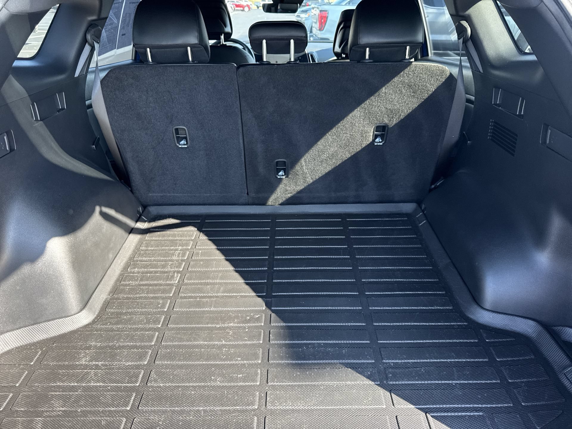 Used 2025 Kia Sportage X-Line w/ Premium Package AWD/4WD image 25