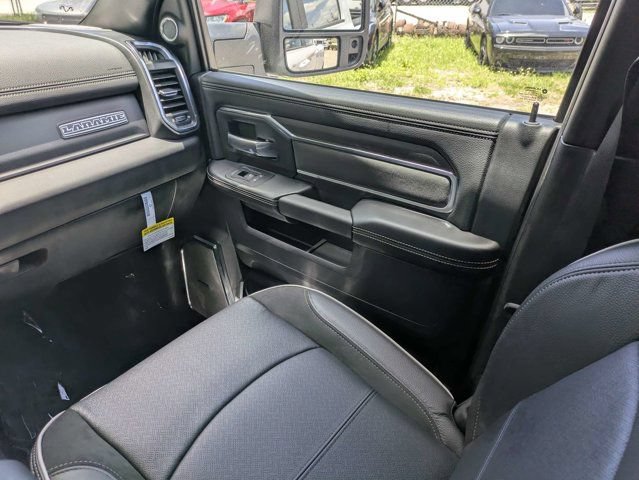 New 2026 RAM 3500 Laramie AWD/4WD image 17