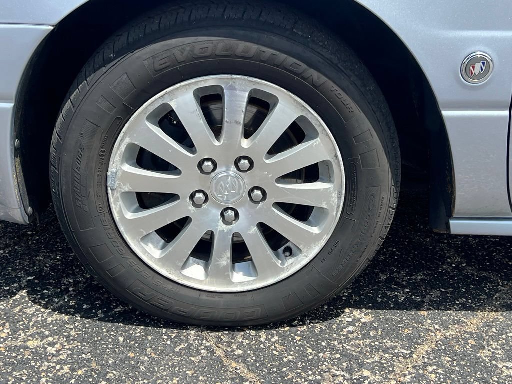Used 2005 Buick Le Sabre Custom w/ Wheel And Sound Package FWD image 39