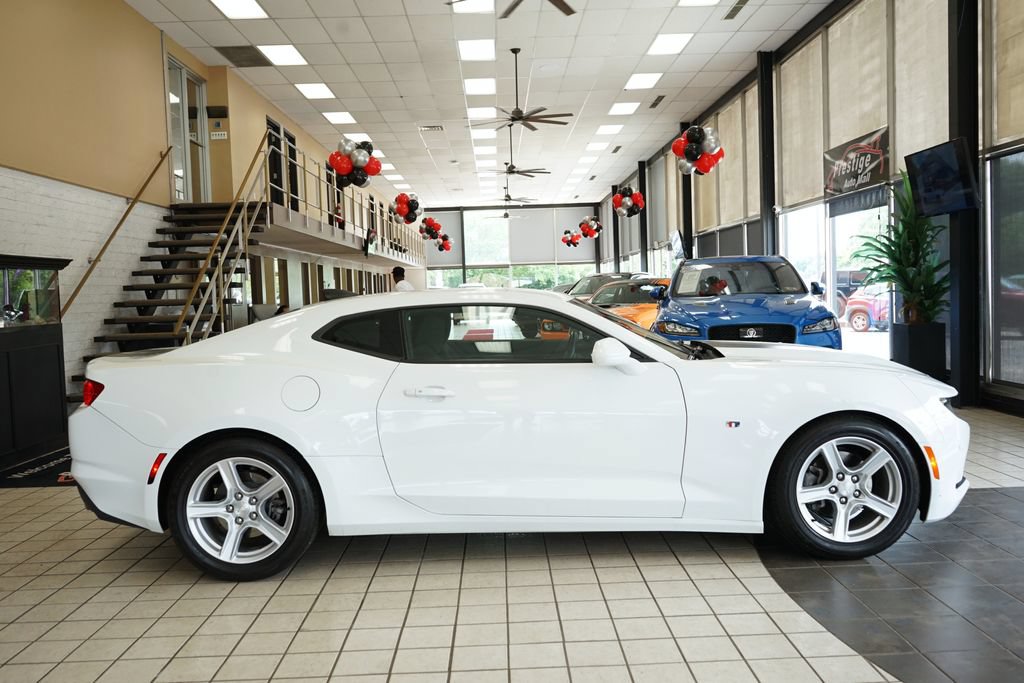 Used 2023 Chevrolet Camaro LT RWD image 16